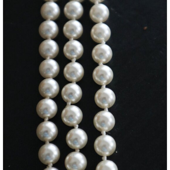 Butler Fifth Ave Faux Pearl Necklace Mother of Pearl Cabochons Rhinestones - Picture 3 of 8